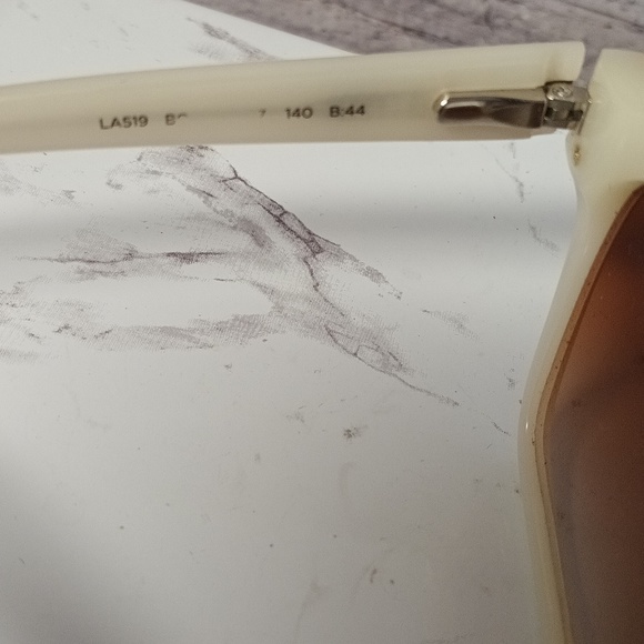 LAMB L.A.M.B Gwen Stefani Sunglasses & Case - Picture 6 of 10